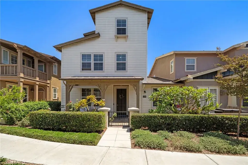 221 Landmark, Tustin, CA 92782 - #1