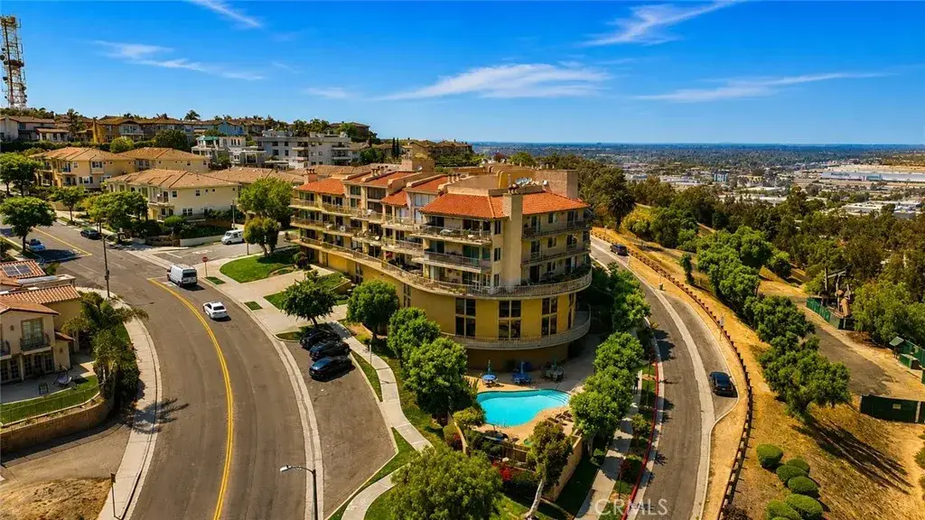 2700 E Panorama Drive #208, Signal Hill, CA 90755 - #1