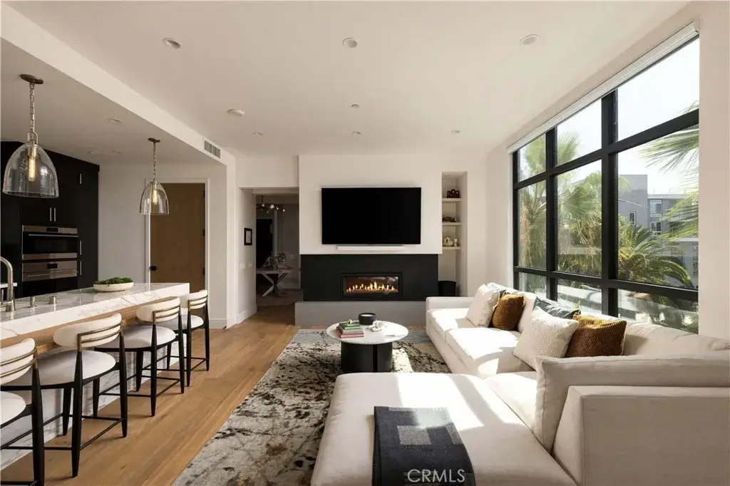 4291 Uptown Newport Dr #3, Newport Beach, CA 92660 - #1