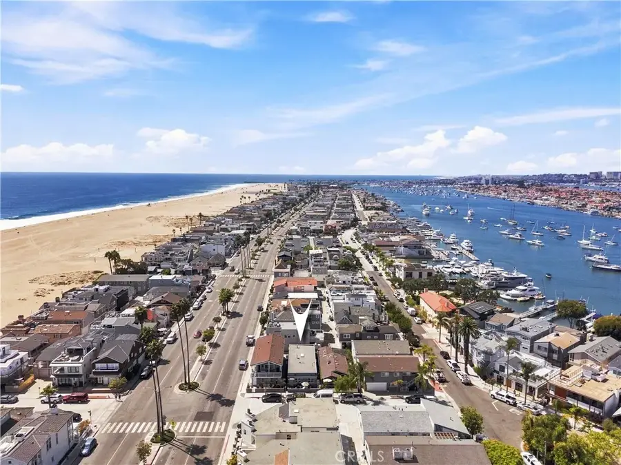 203 6th Street, Newport Beach, CA 92661 - #2
