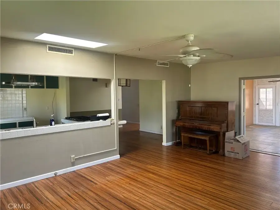 506 Pierpont, Costa Mesa, CA 92626 - #3