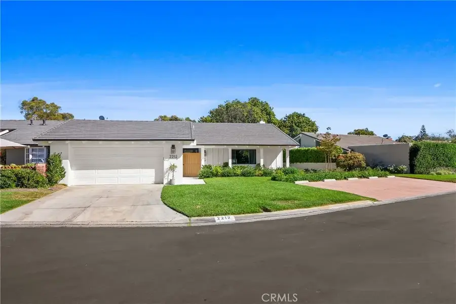 2212 Fiesta, Newport Beach, CA 92660 - #2