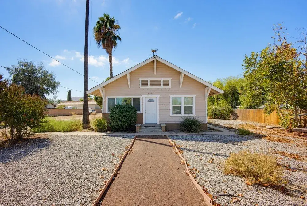 42127 Whittier Ave, Hemet, CA 92544 - #1