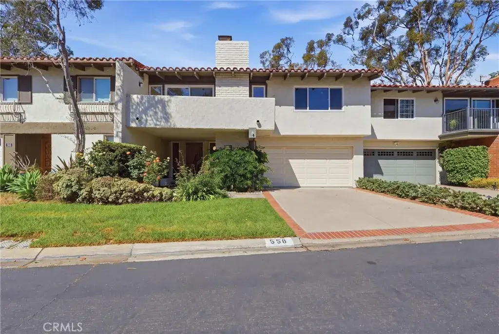 558 Vista Flora, Newport Beach, CA 92660 - #1