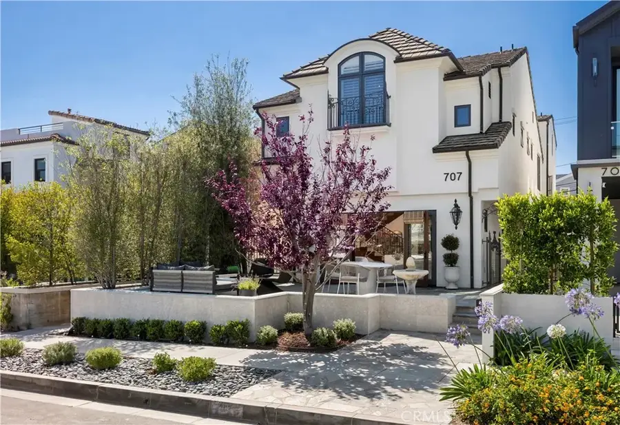 707 Larkspur Avenue, Corona Del Mar, CA 92625 - #3