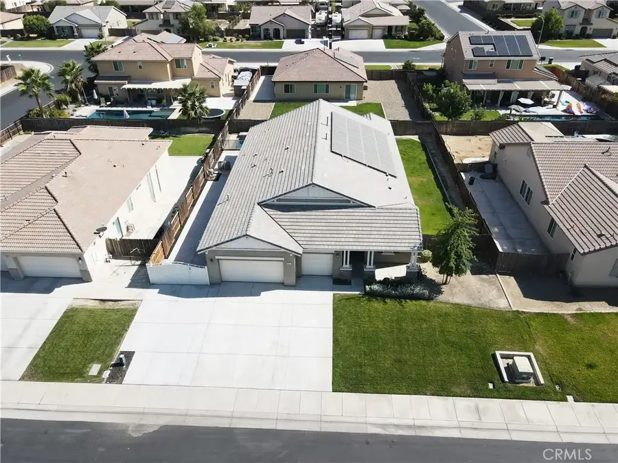 15527 Avanti Drive, Bakersfield, CA 93314 - Image #2