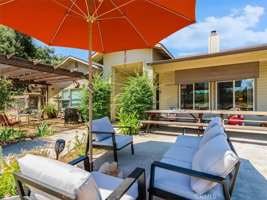 1575 Parkhill Road, Santa Margarita, CA 93453 - Image #2
