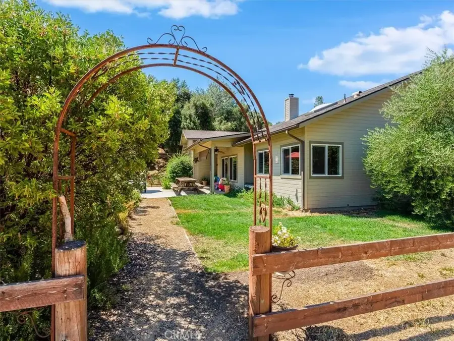 1575 Parkhill Road, Santa Margarita, CA 93453 - Image #3