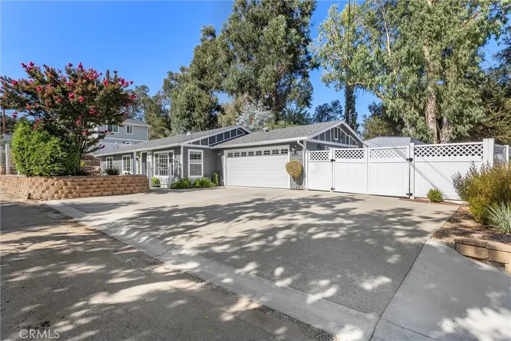 5200 Fresno Avenue, Atascadero, CA 93422 - Image #1