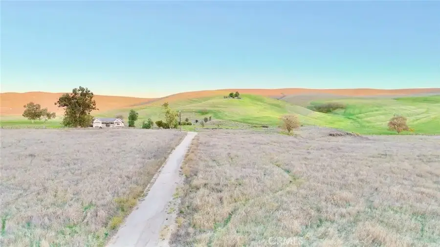 3780 S Gillis Canyon, Shandon, CA 93461 - Image #3