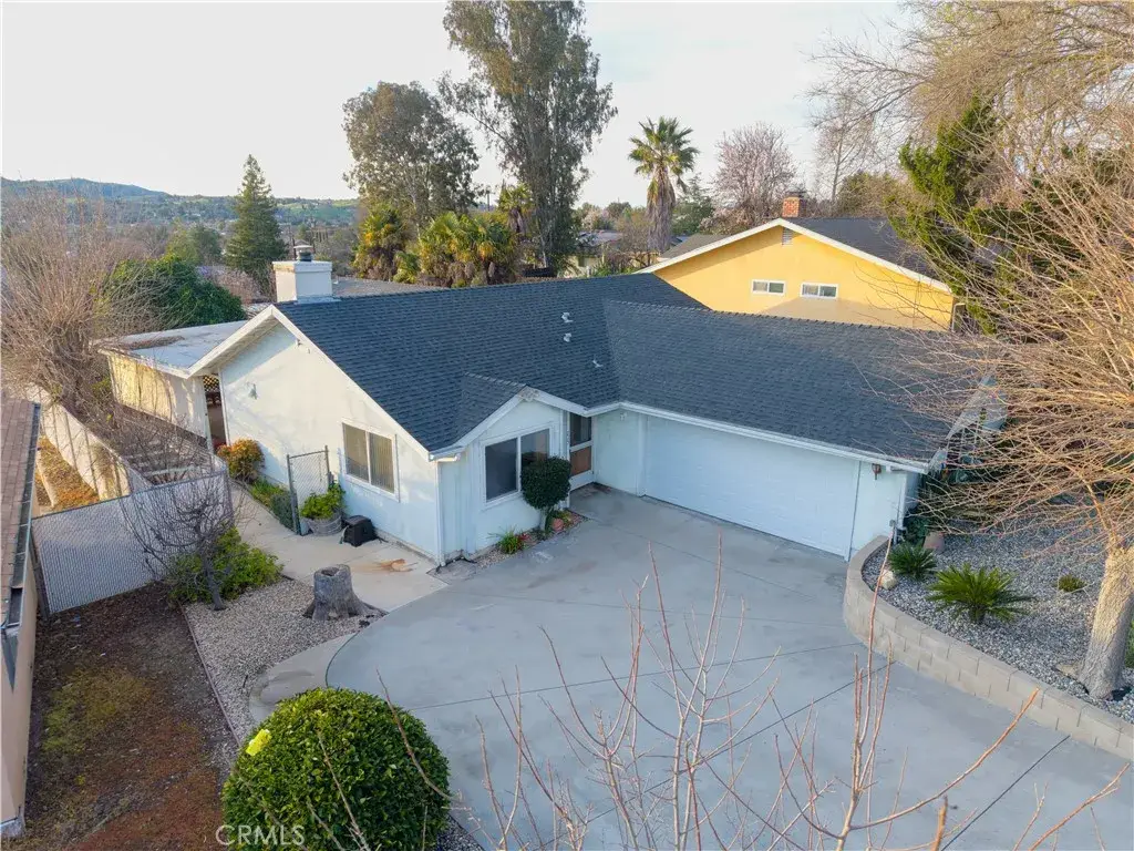 715 Shannon Hill, Paso Robles, CA 93446 - #1