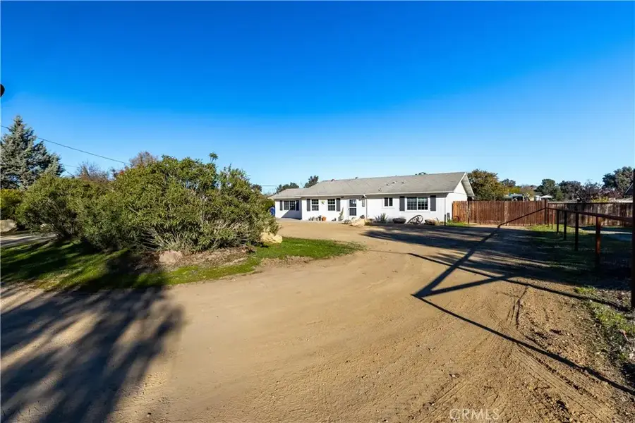 4680 Whispering Oak, Paso Robles, CA 93446 - Image #2