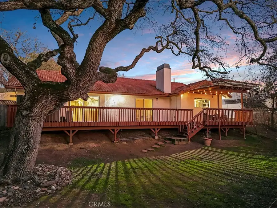 2097 Fallbrook Court, Paso Robles, CA 93446 - Image #2