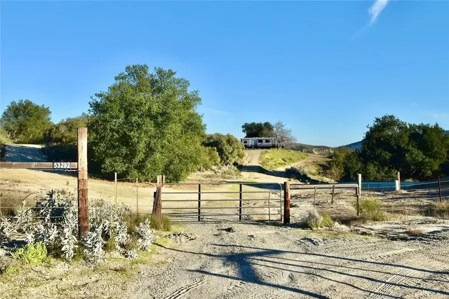 53292 Smith, Bradley, CA 93426 - #2