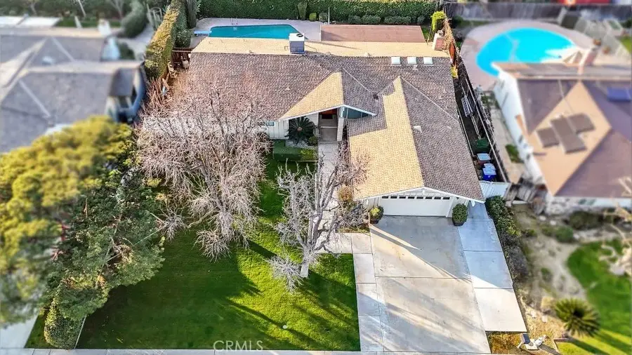 601 Vista Verde Way, Bakersfield, CA 93309 - Image #2