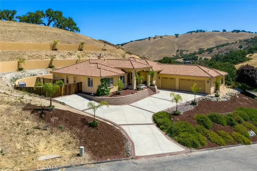 9805 Steelhead Road, Paso Robles, CA 93446 - #2