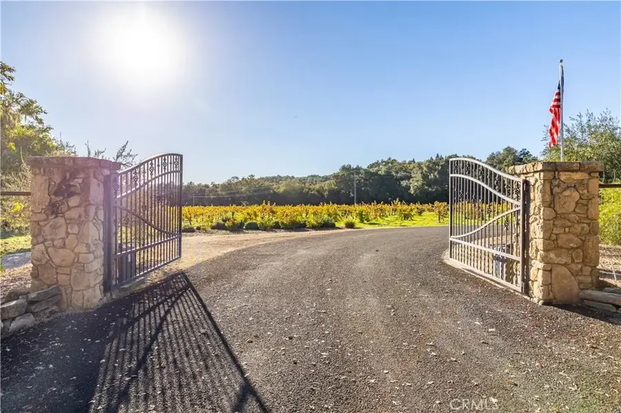 1545 Willow Creek, Paso Robles, CA 93446 - #2