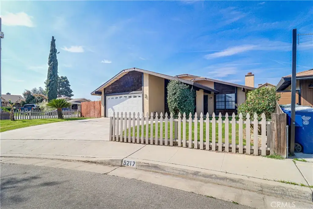 5217 Stancliff, Bakersfield, CA 93307 - #1