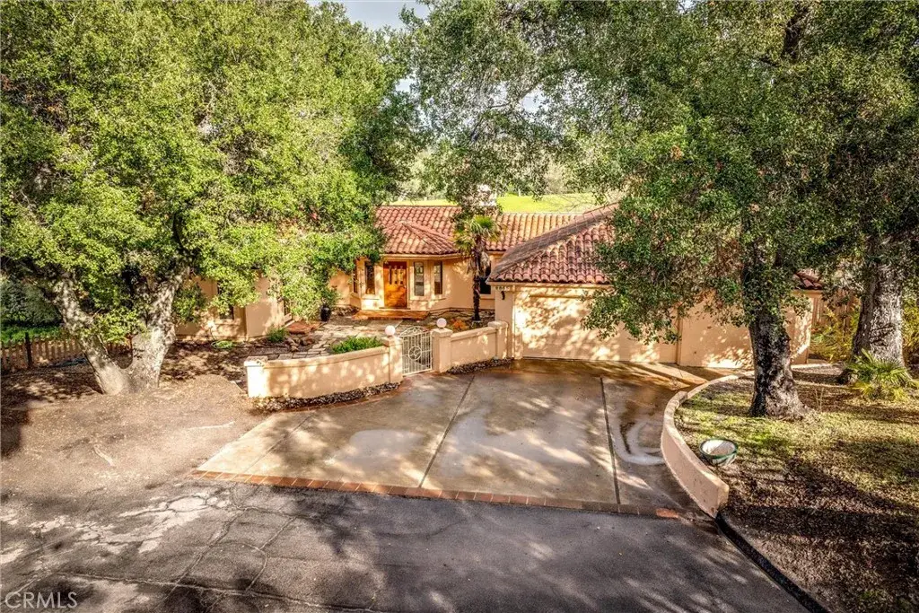 8865 Pino Solo Avenue, Atascadero, CA 93422 - #1