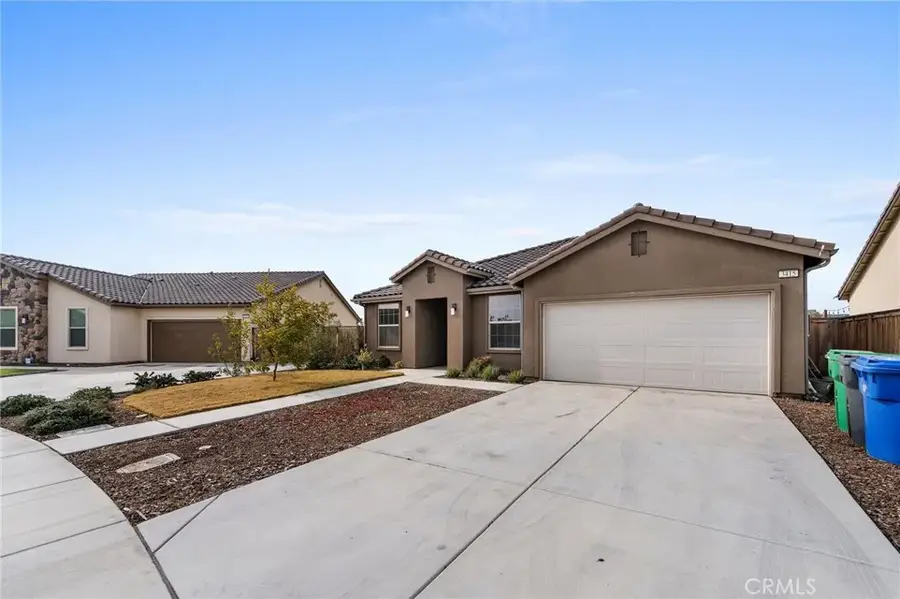 3415 Falling Brook, Shafter, CA 93263 - #3