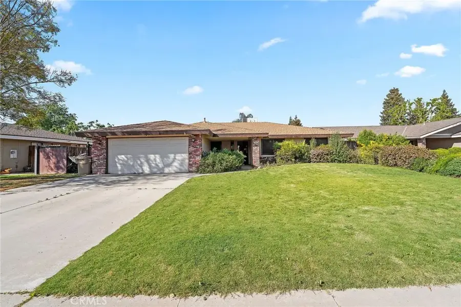 7800 Carol Sue Court, Bakersfield, CA 93308 - #2