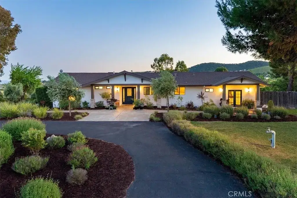 1015 Lost Springs, Paso Robles, CA 93446 - #1