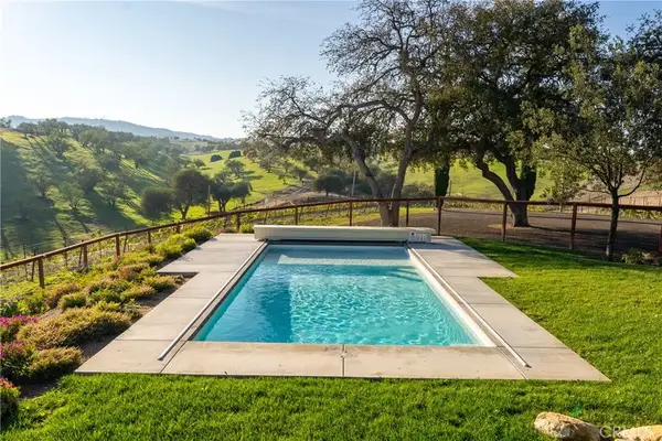 550 Villa Lots Rd, Paso Robles, CA 93446