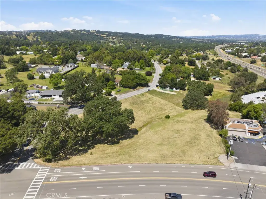 3975 Monterey, Atascadero, CA 93422 - #1