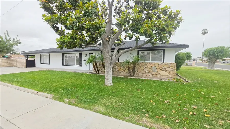 115 9th, Delano, CA 93215 - #2