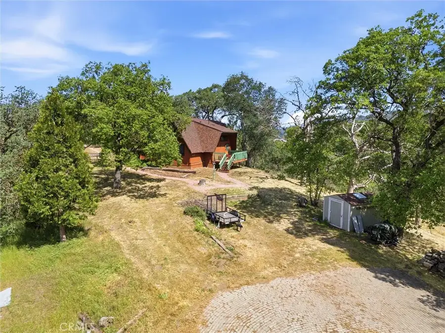 24300 Woodbine Court, Tehachapi, CA 93561 - #3