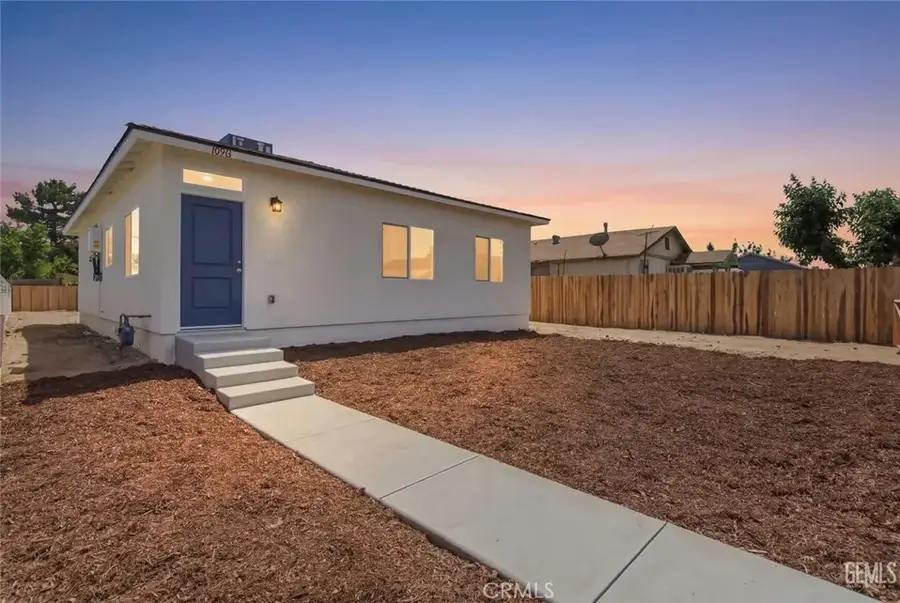 10913 San Fernando Street, Lamont, CA 93241 - #2