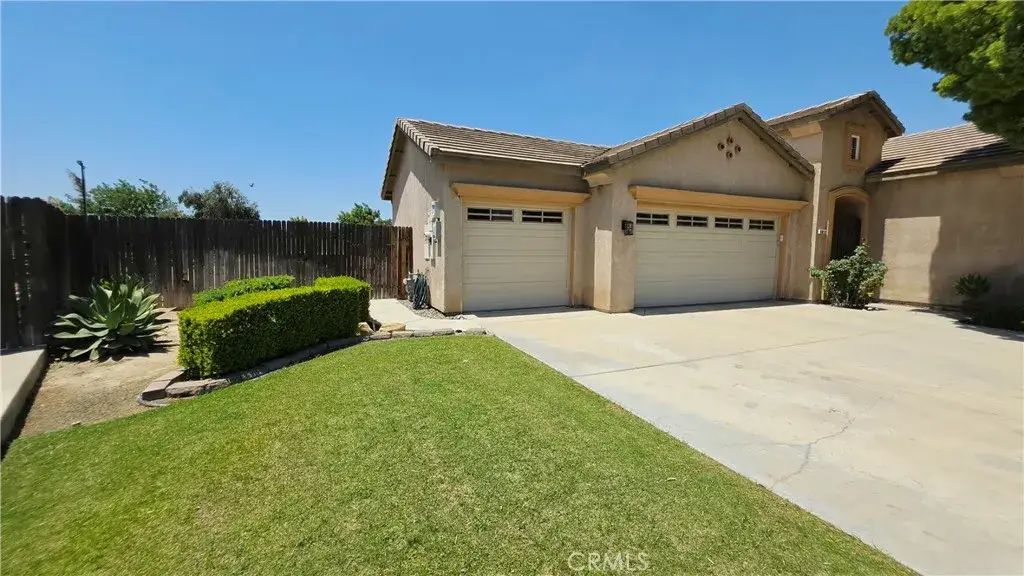 6813 Cobalt, Bakersfield, CA 93313 - #1