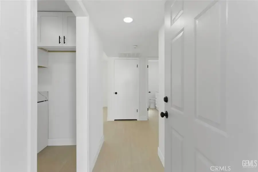916 Alandale Avenue, Bakersfield, CA 93308 - #2