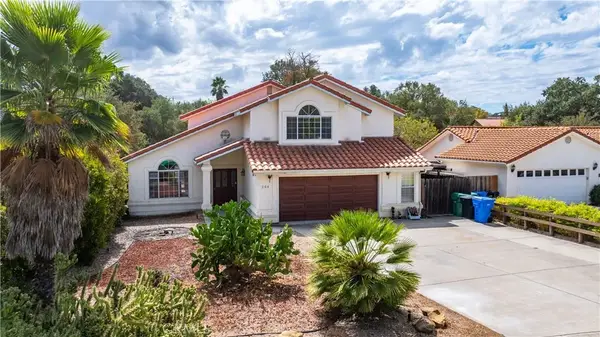 204 Nighthawk, Paso Robles, CA 93446