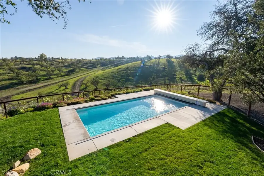 550 Villa Lots Rd, Paso Robles, CA 93446 - #2