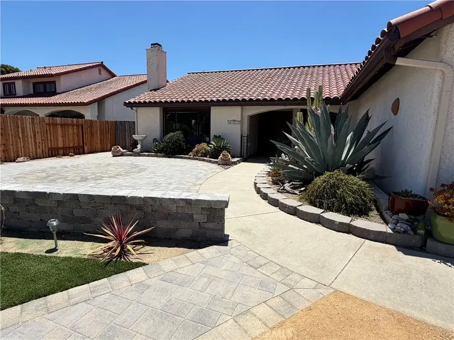 148 Galaxy, Vandenberg Village, CA 93436 - #3