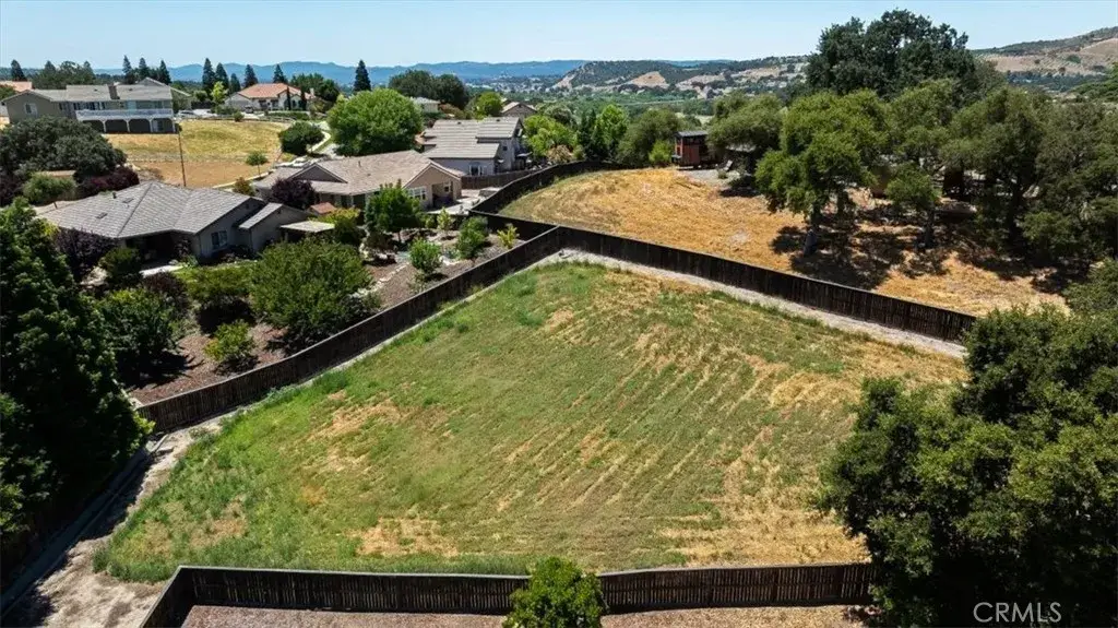 609 Navajo, Paso Robles, CA 93446 - #1