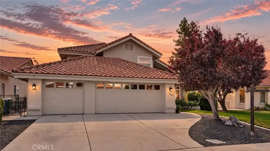 928 Saint Ann, Paso Robles, CA 93446 - #2