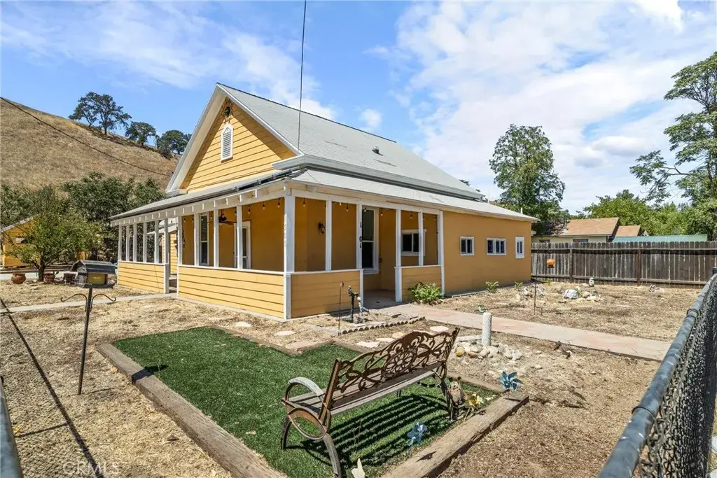 1501 K Street, San Miguel, CA 93451 - #1