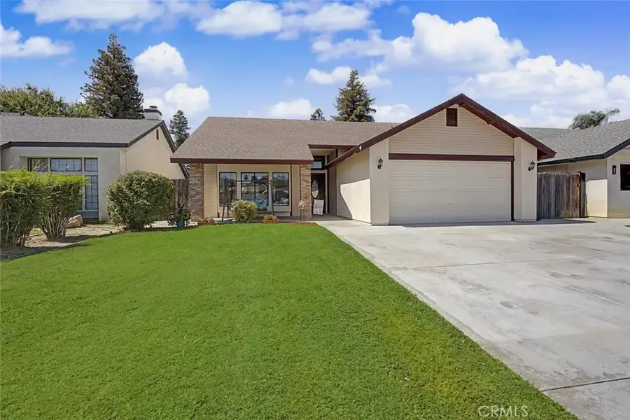 6501 Ambergrove, Bakersfield, CA 93313 - #3