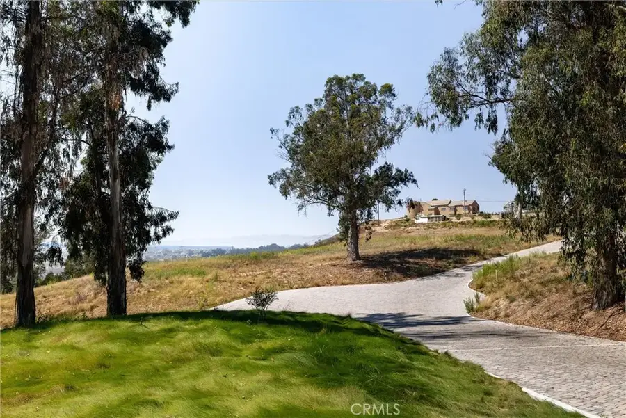 2 Castle Bluff, Arroyo Grande, CA 93420 - #3