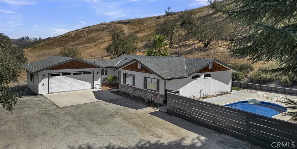 3925 Hillcrest, Templeton, CA 93465 - #1