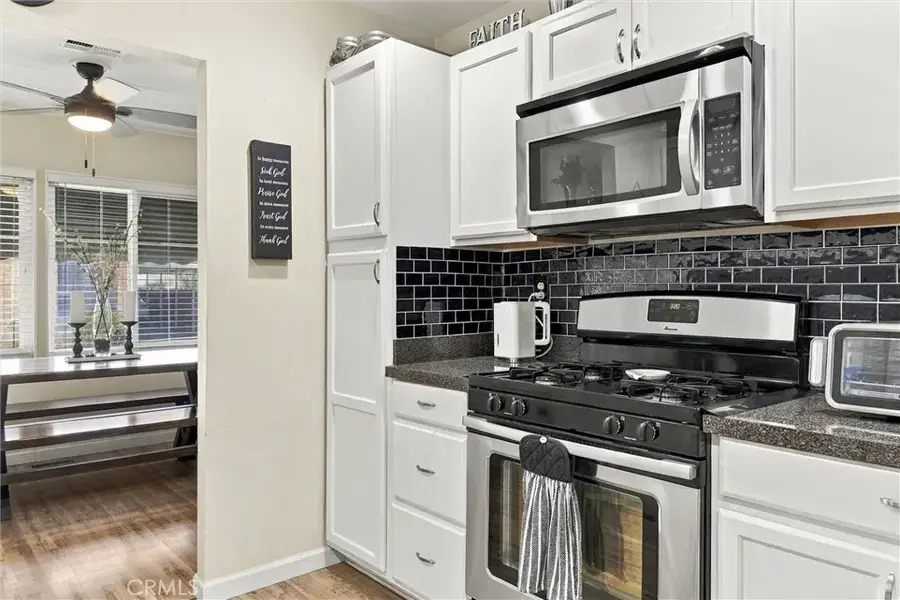 725 45th, Bakersfield, CA 93301 - #2