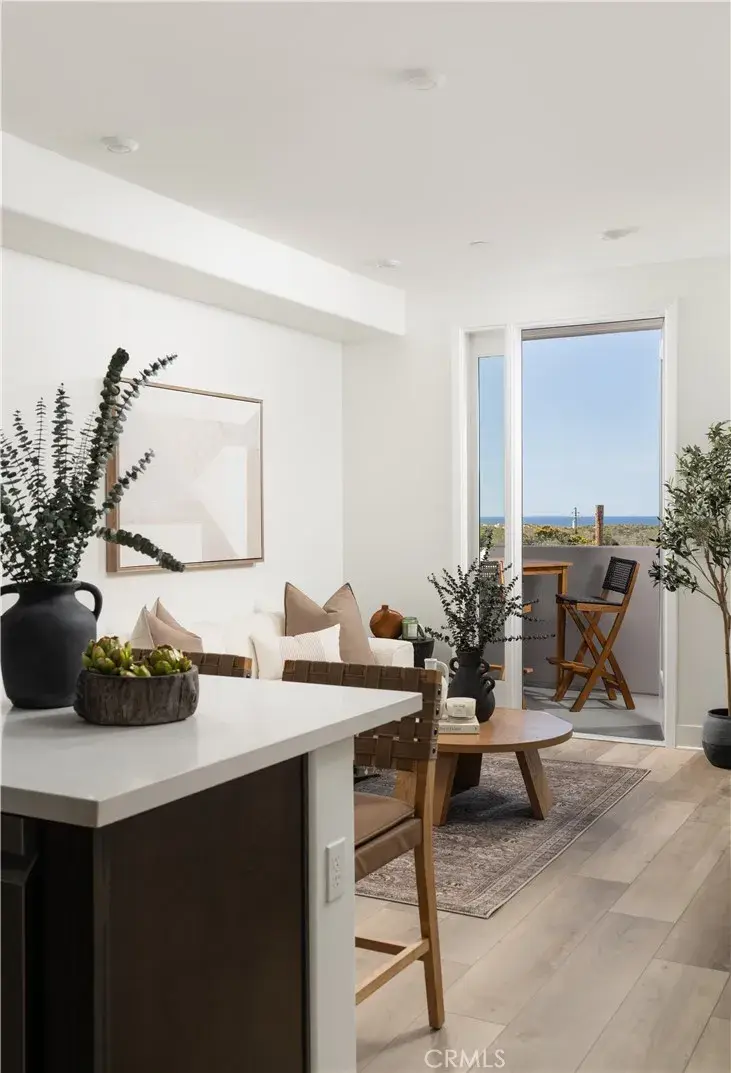 402 W Grand Avenue #303, Grover Beach, CA 93433 - #2