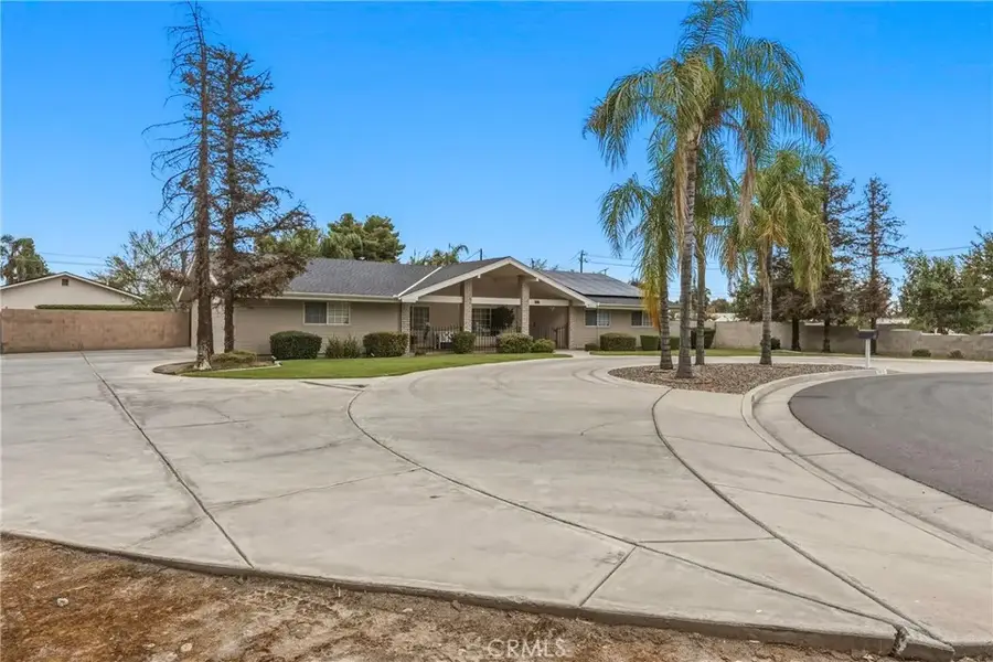 3012 Mccall Avenue, Bakersfield, CA 93304 - #3