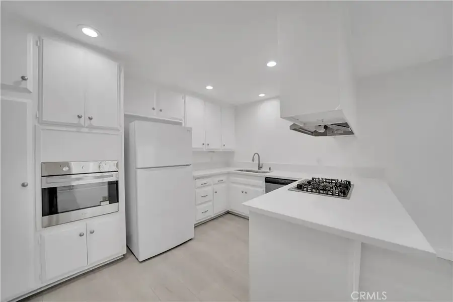 16722 Goldenwest Street, Huntington Beach, CA 92647 - Image #3