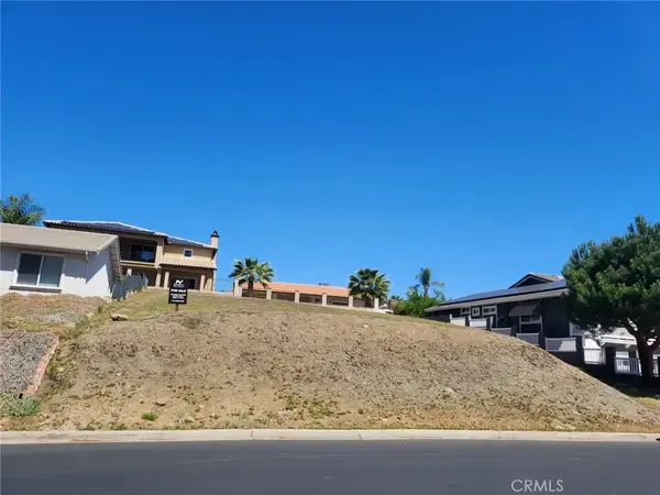 22720 Blue Teal, Canyon Lake, CA 92587