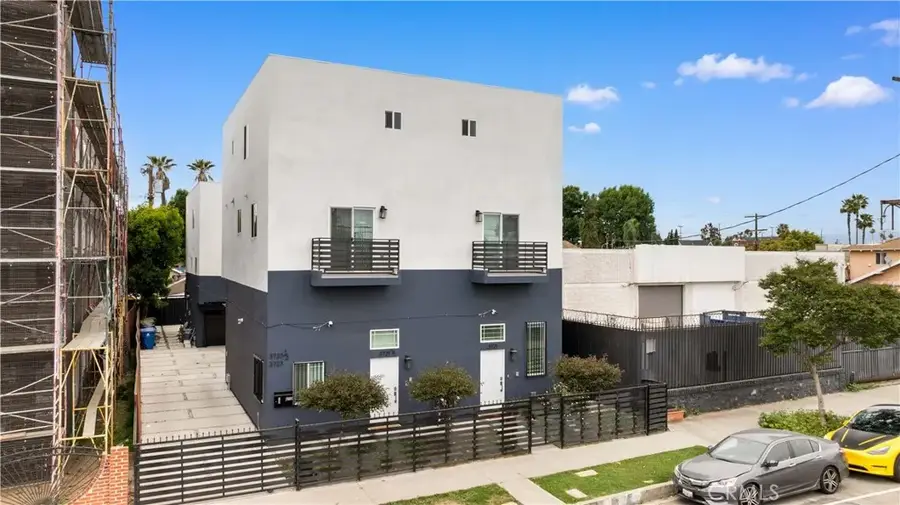 3721 S San Pedro Street, Los Angeles, CA 90011 - Image #2