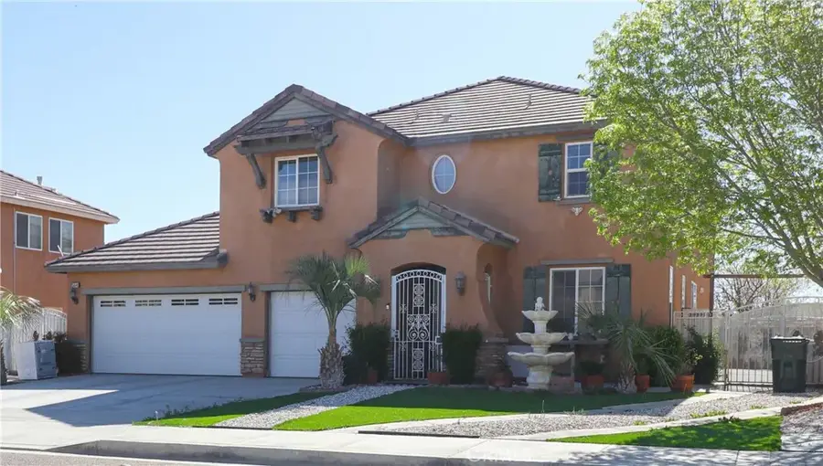 15541 Bow String Street, Victorville, CA 92394 - Image #3