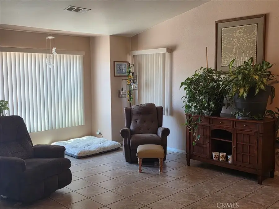 21224 Vidal Court, Apple Valley, CA 92308 - Image #3